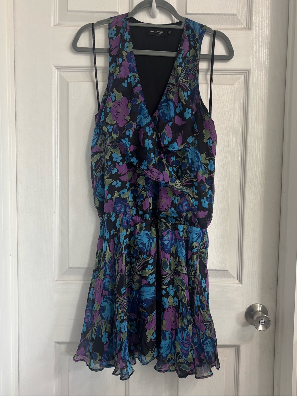 MM Couture by Miss Me Floral Black V-Neck Sleeveless Silk Mini Dress Medium